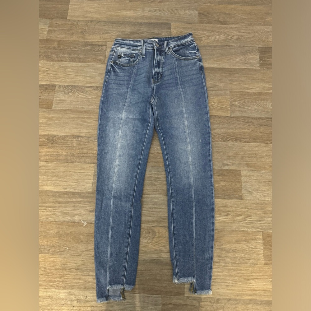 NWOT Women’s KanCan Skinny Jean